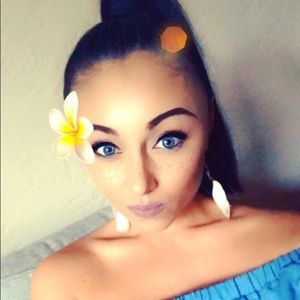 Meet your Posher, Bailey